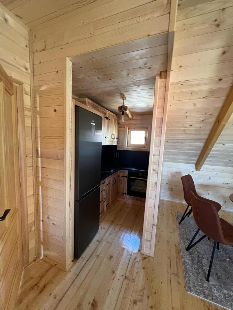 Brvnara La Foret Zabljak  Luaran gambar
